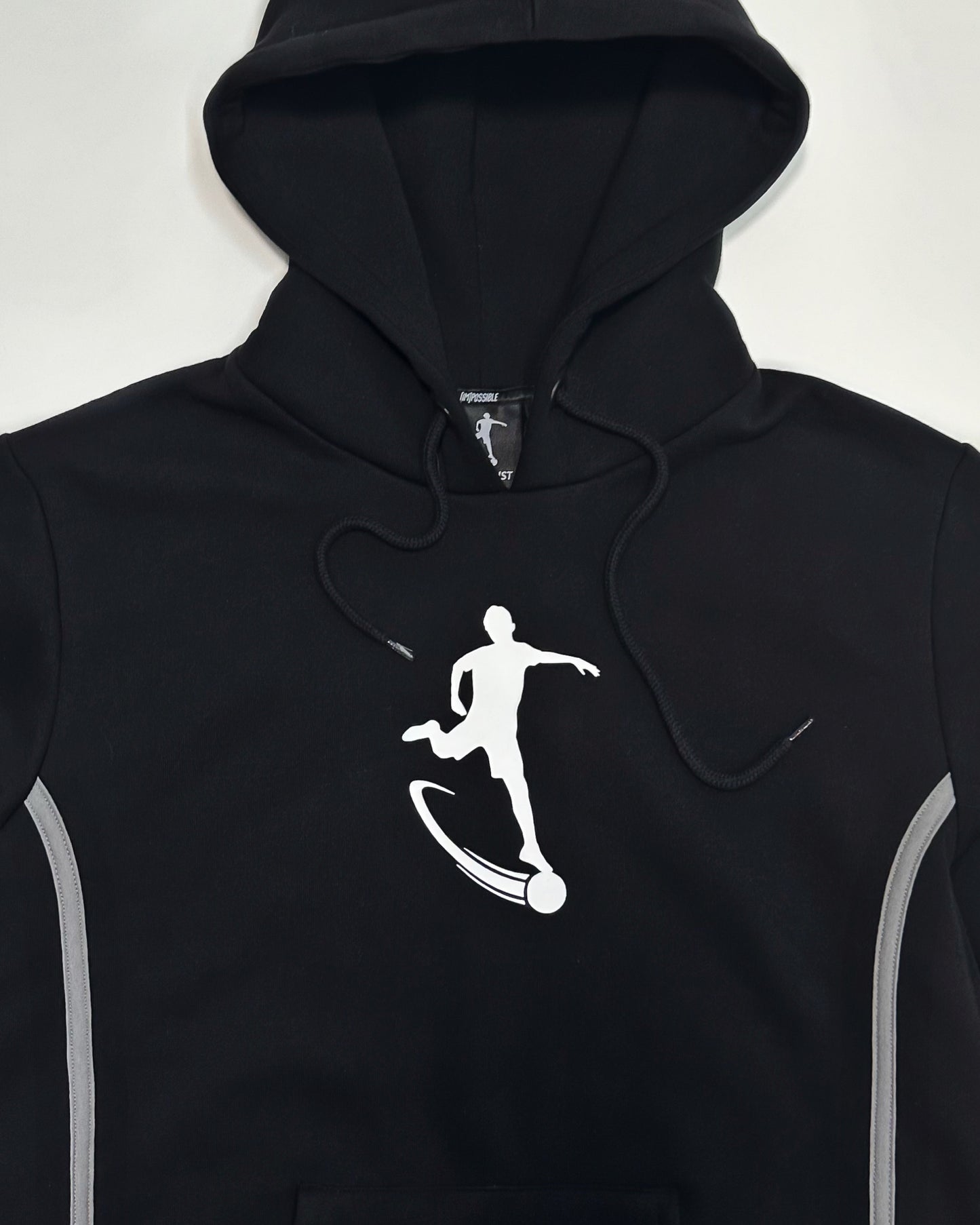 AKKAMIST ESSENTIALS HOODIE